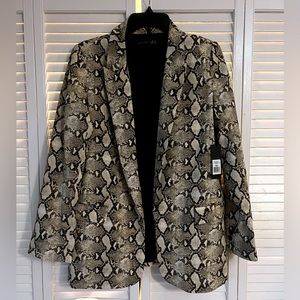 Snakeskin patterned blazer